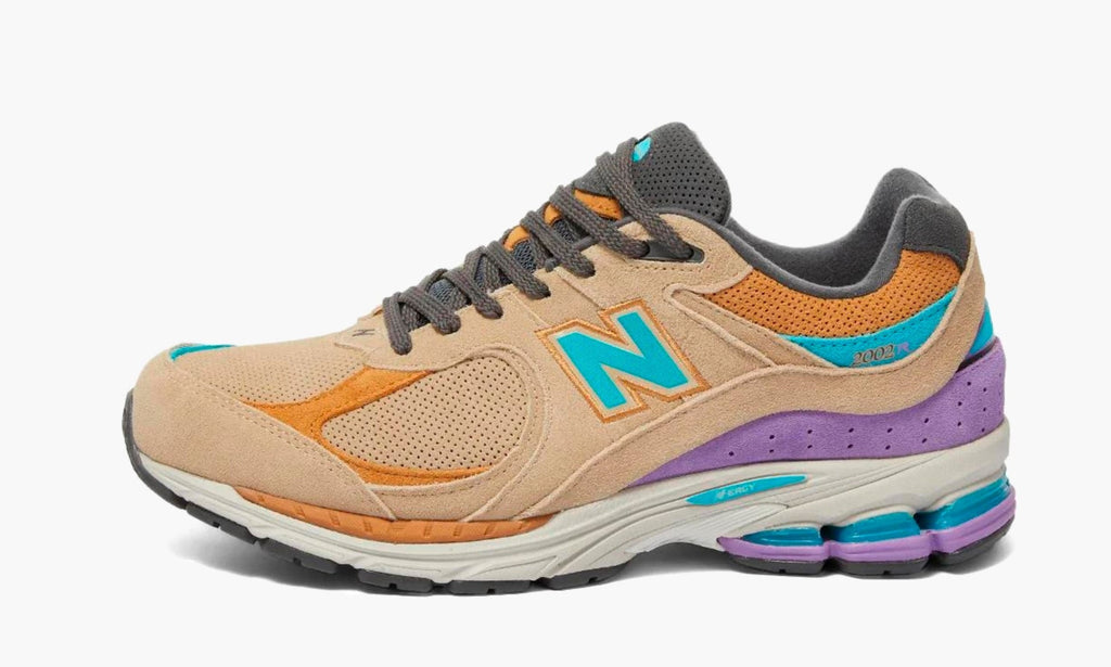 New Balance 2002R "J. Crew - Incense" - M2002RWA | Arcastore