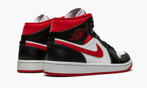 Air Jordan 1 Mid "Gym Red Black White" - 554724 122 | Grailshop