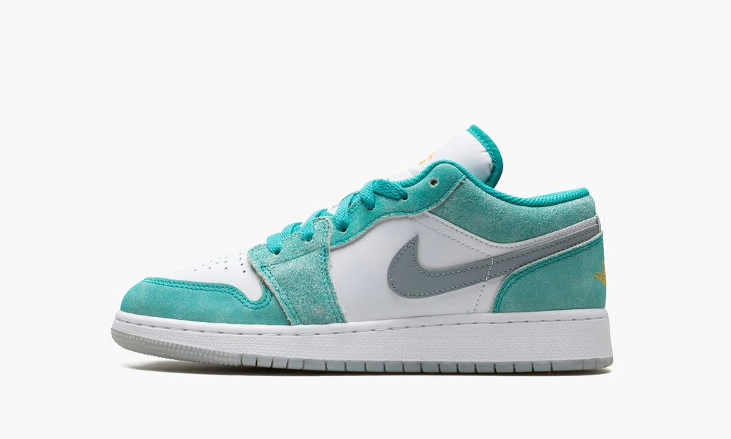 Air Jordan 1 Low GS "New Emerald" - DO8244 301 | Arcastore