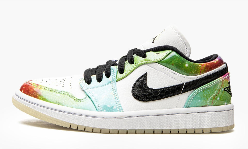 Air Jordan 1 Low WMNS "Galaxy" - CW7310 909 | Arcastore