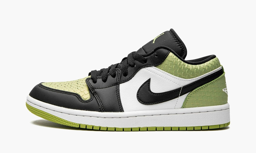 Air Jordan 1 Low WMNS "Snakeskin Vivid Green" - DX4446 301 | Arcastore