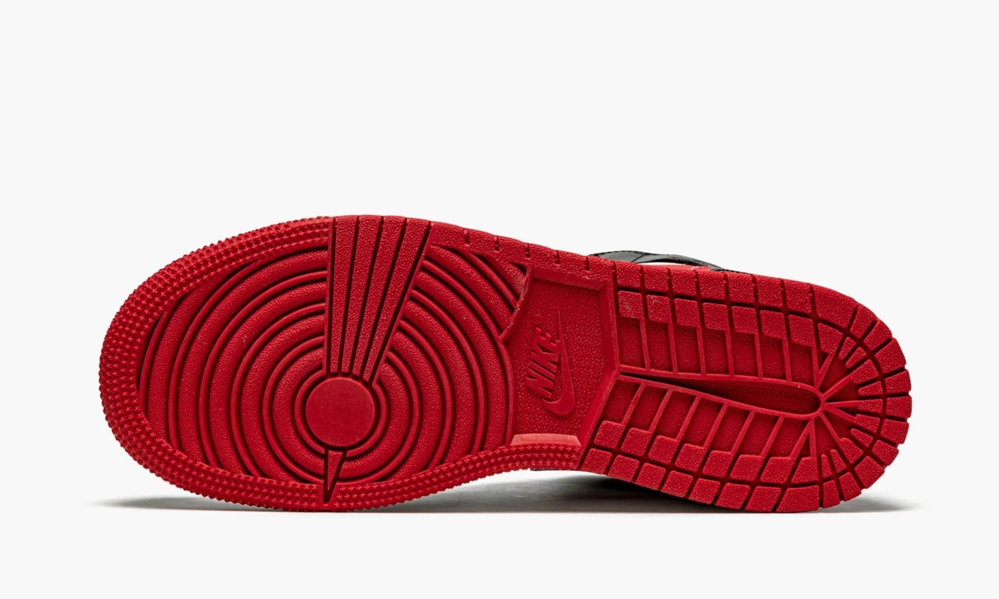 Air Jordan 1 Mid GS "Gym Red Black White" - DJ4695 122 | Grailshop