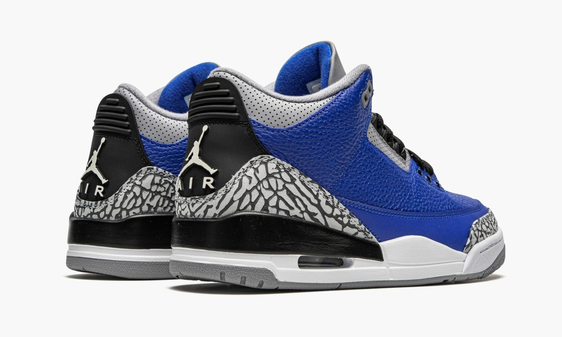 Air Jordan 3 Retro "Varsity Royal Cement" - CT8532 400 | Arcastore