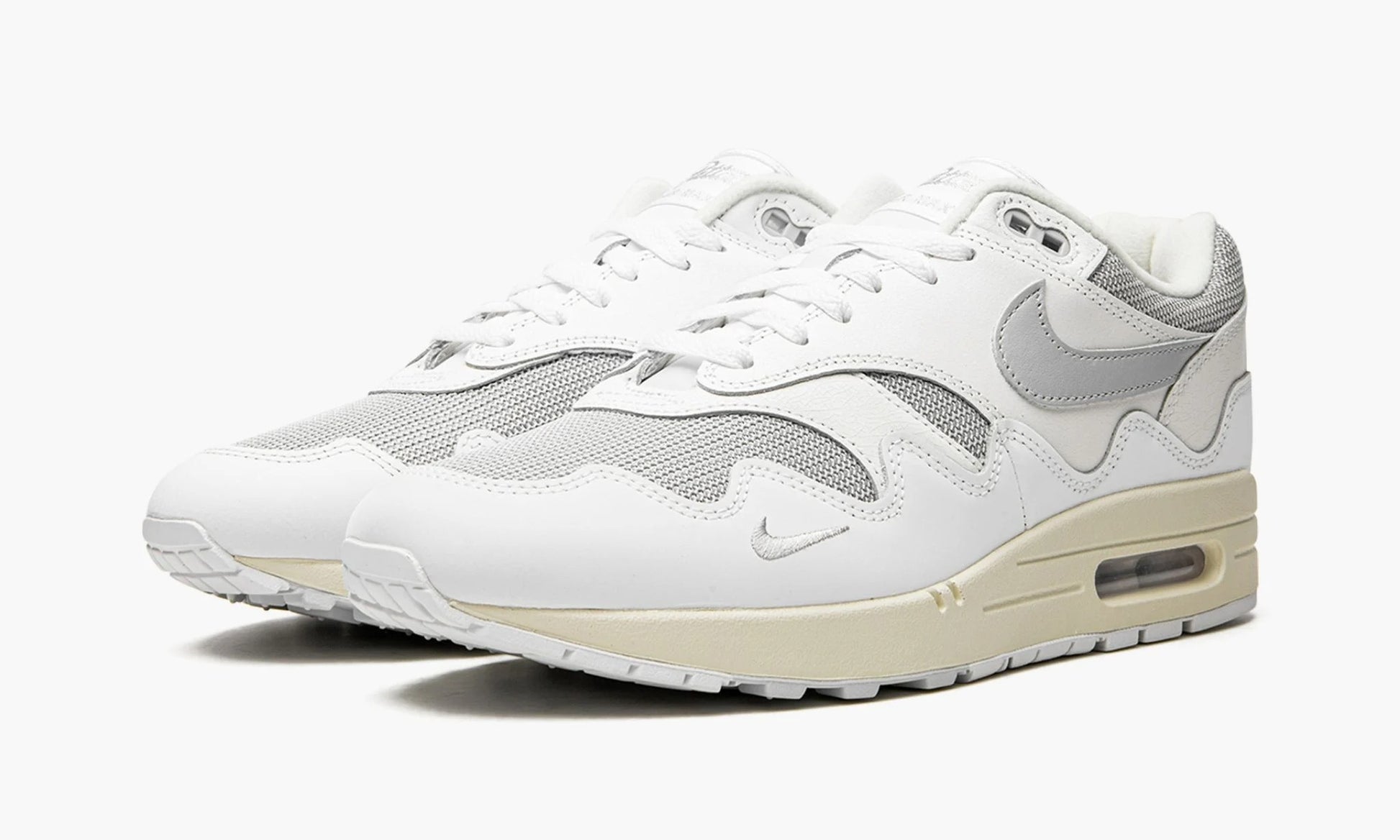 Air Max 1 "Patta - Waves - White" - DQ0299 100 | Arcastore