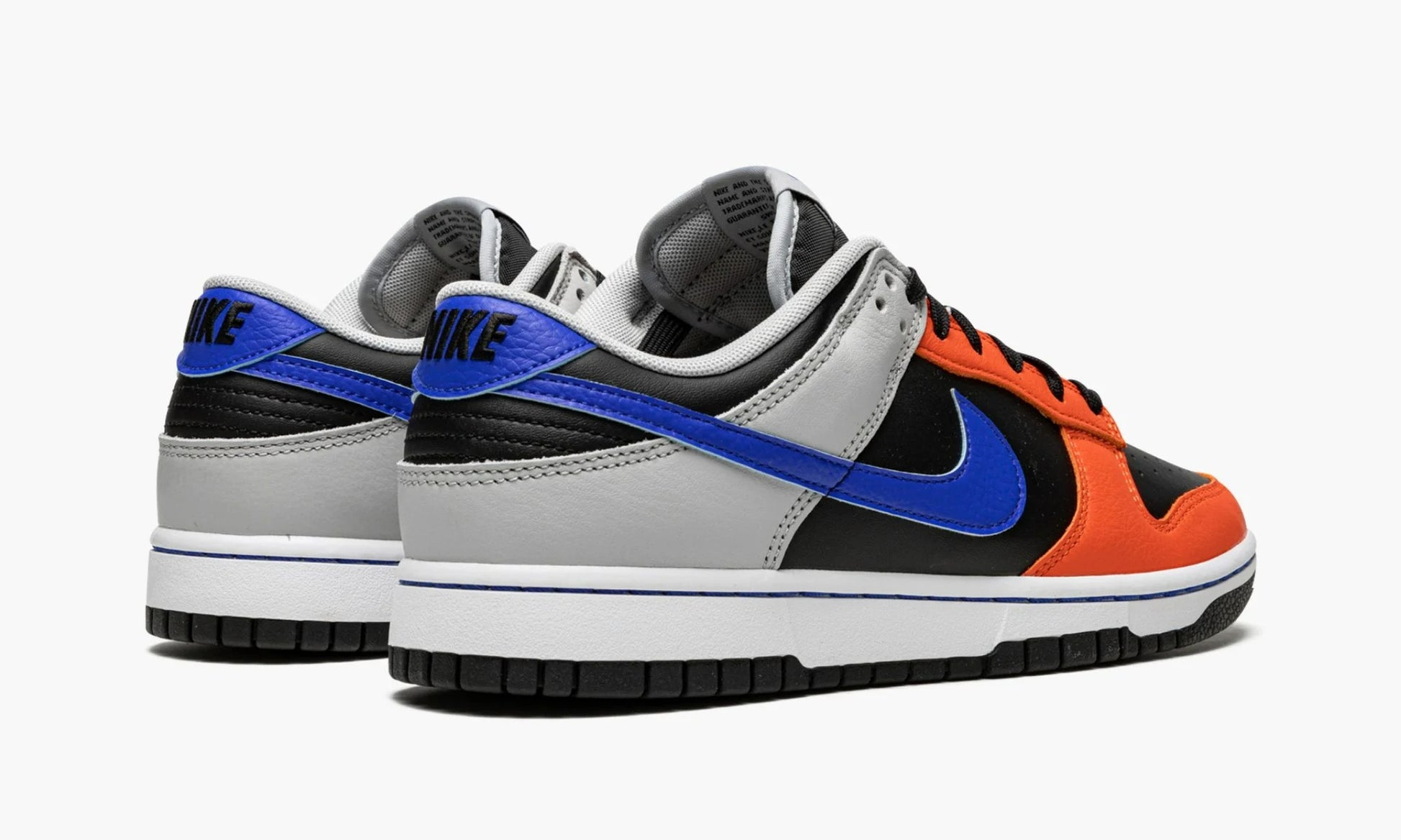 Dunk Low EMB "NBA 75th Anniversary - New York Knicks" - DD3363 002 | Arcastore