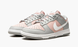 Dunk Low WMNS "Pink Oxford" - DM8329 600 | Arcastore