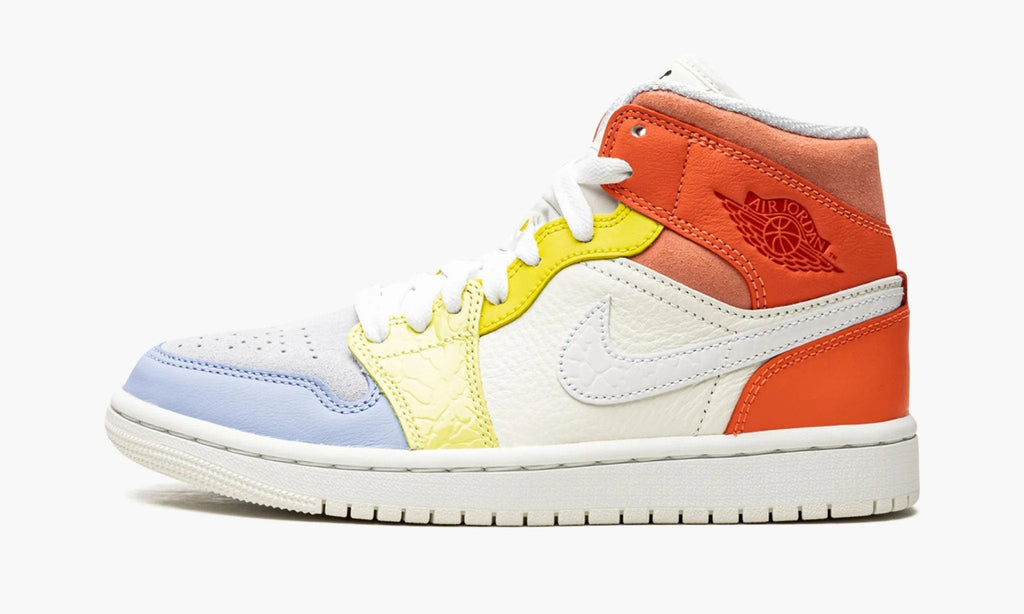 Air Jordan 1 Mid WMNS "To My First Coach" - DJ6908 100 | Grailshop