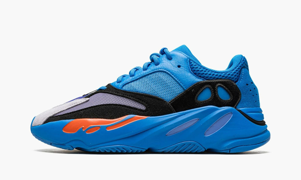Yeezy Boost 700 "Hi-Res Blue" - HP6674 | Arcastore