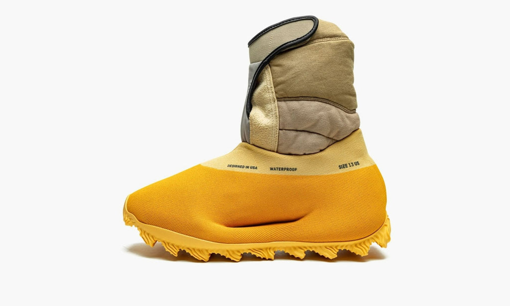 Yeezy Knit RNR Boot "Sulfur" - GY1824 | Arcastore