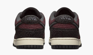 Nike Dunk Low SE WMNS "Fleece Pack Burgundy Crush" - DQ7579 600 | Grailshop