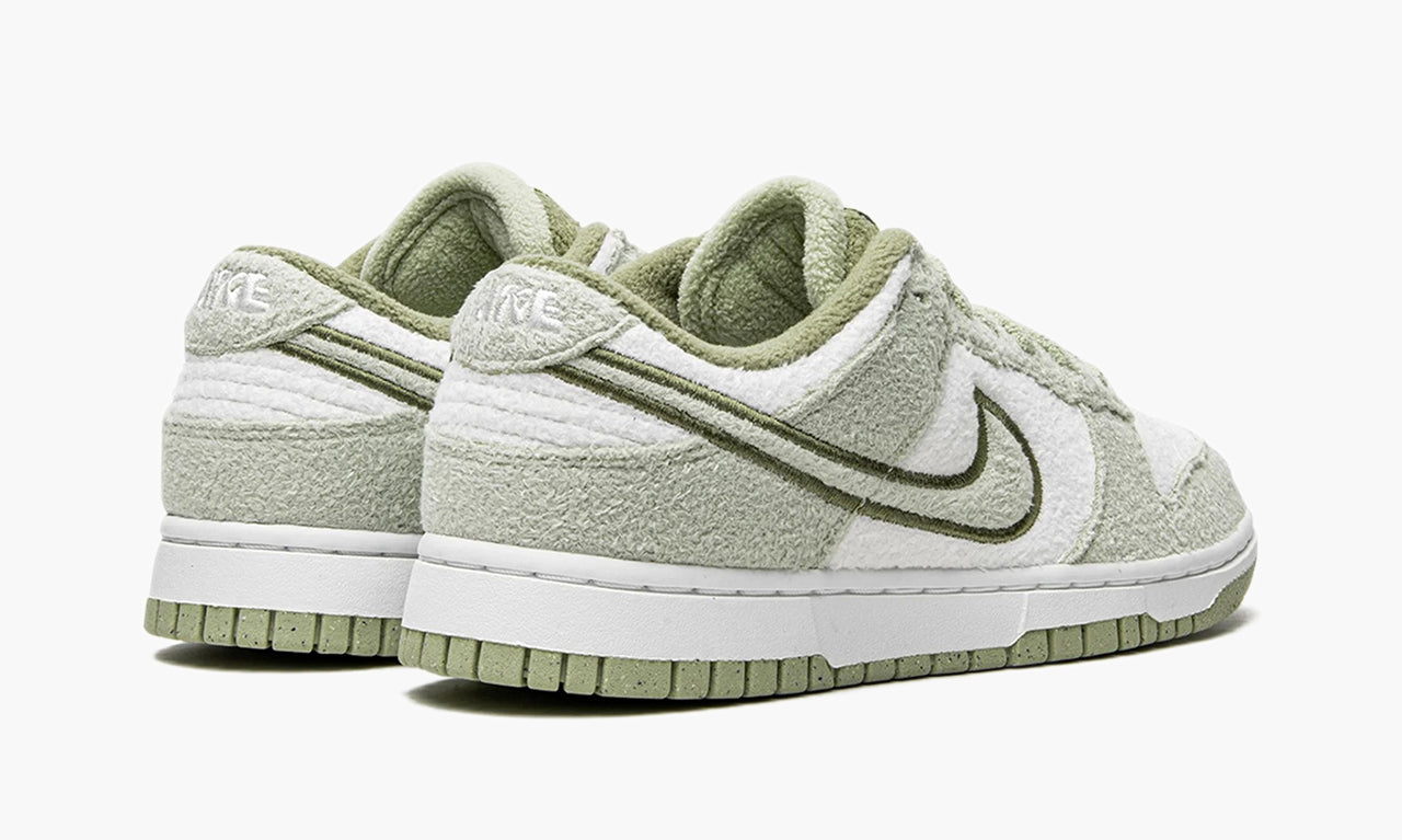 Nike Dunk Low SE WMNS "Fleece Pack Honeydew" - DQ7579 300 | Grailshop
