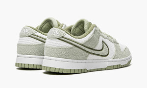 Nike Dunk Low SE WMNS "Fleece Pack Honeydew" - DQ7579 300 | Grailshop