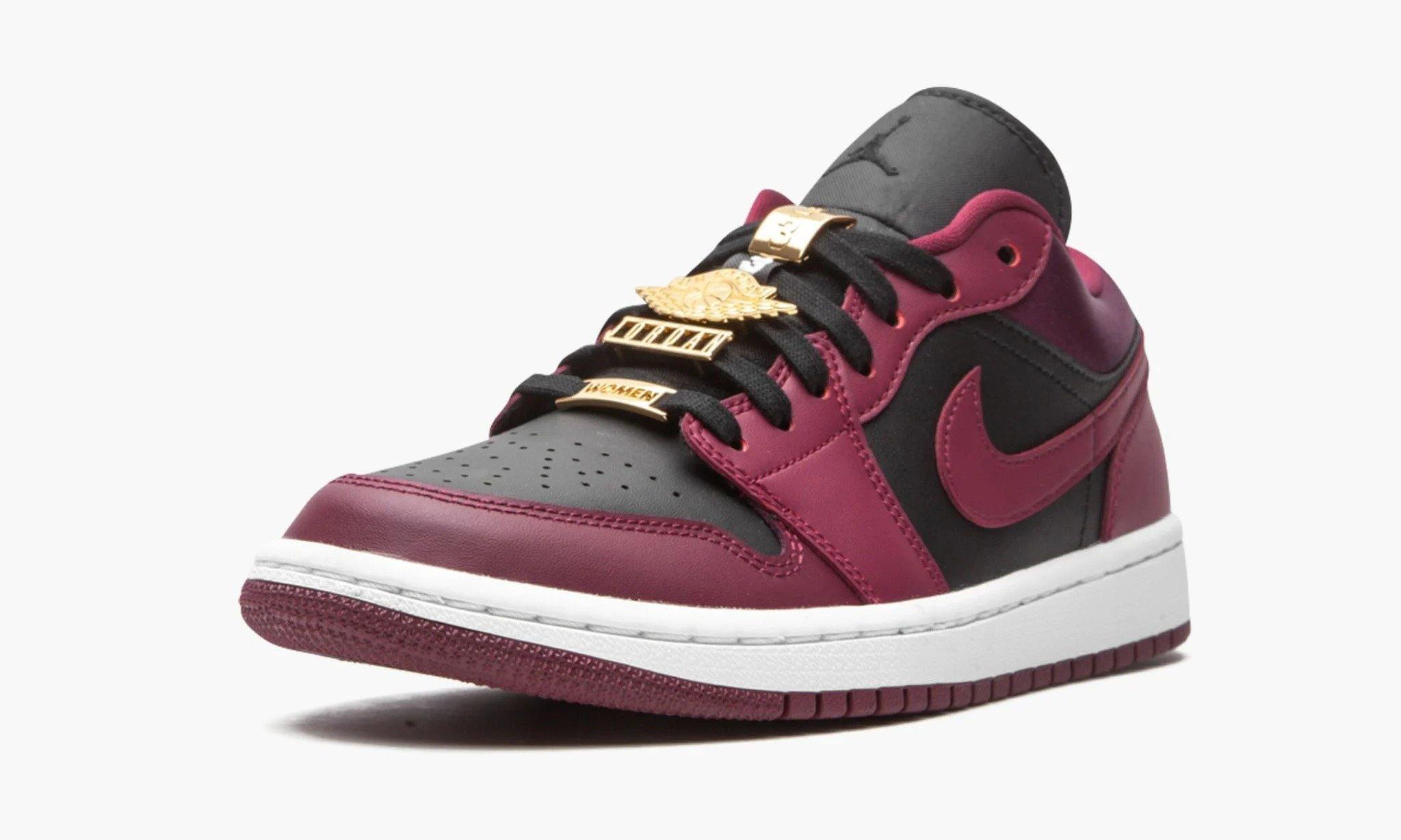 Air Jordan 1 Low SE WMNS