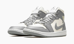Nike Air Jordan 1 Mid WMNS "Stealth" - BQ6472 115 | Grailshop